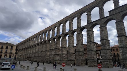 Dagtrip naar het majestueuze Segovia inclusief wandeltour met gids